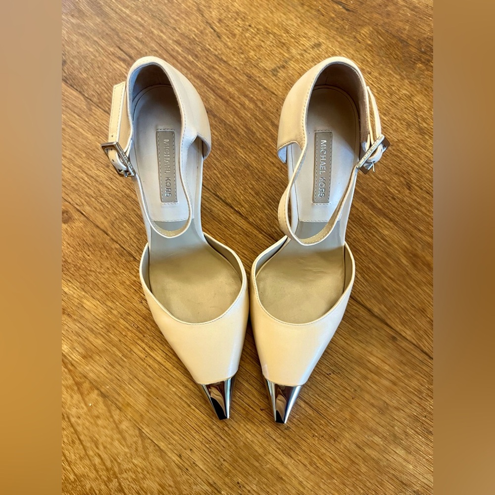 Michael Kors Nude Stilettos size 7